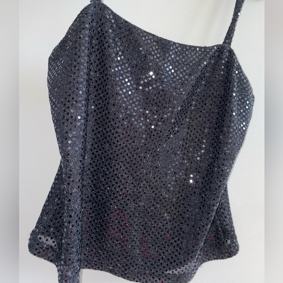 Sequin Crop Top | 🪩 - Picture 8 of 12